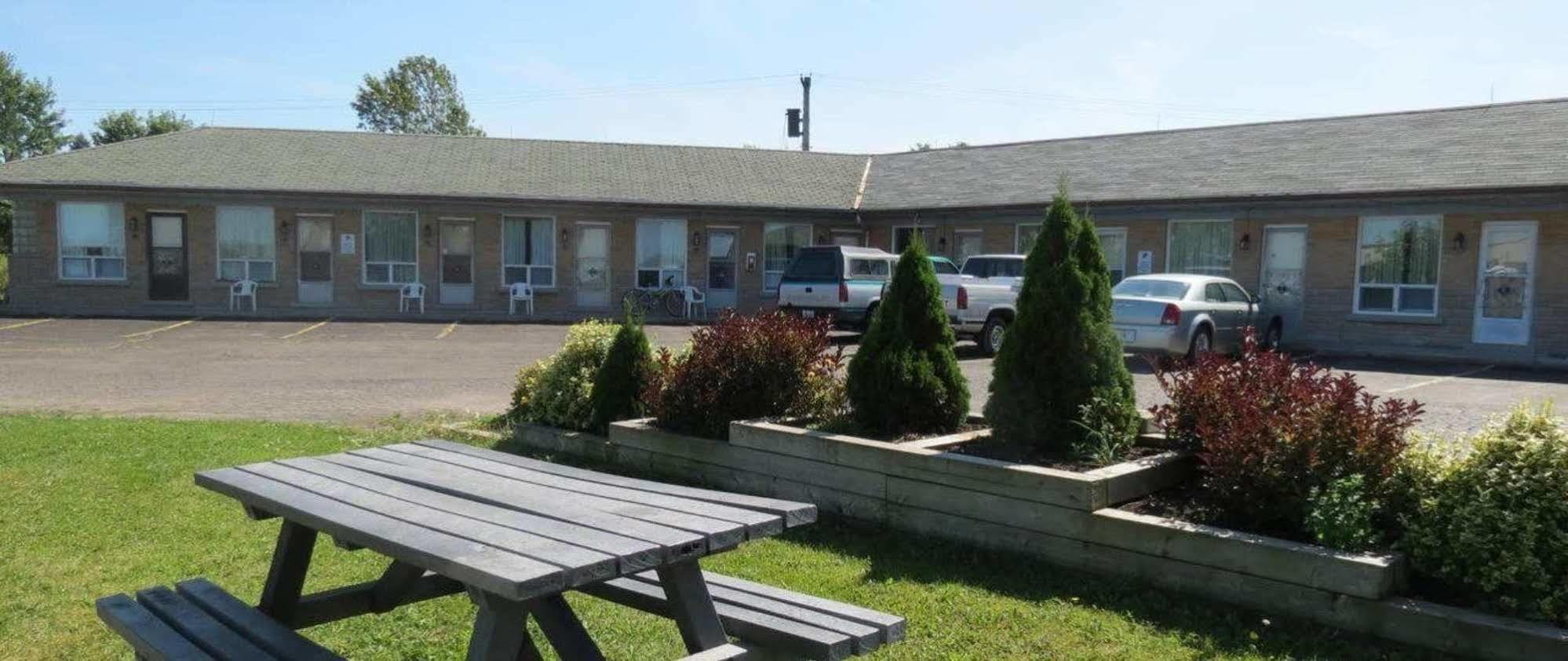 Seaway Motel Port Colborne Buitenkant foto